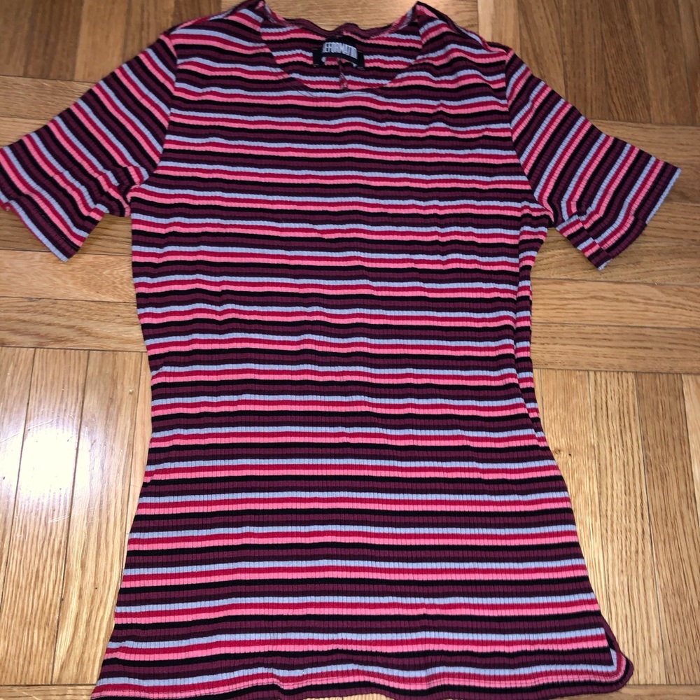 Fitted reformation multi color tee shirt